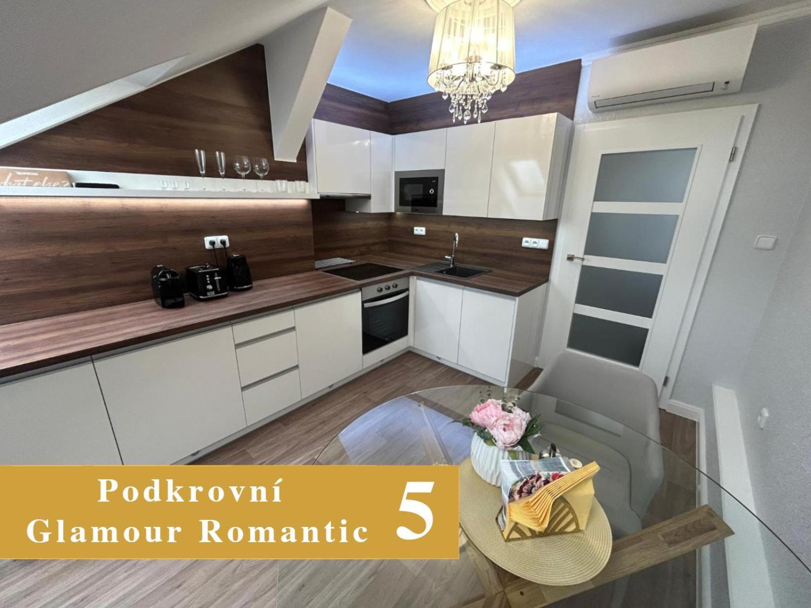 Efipa Glamour Apartments Plzeň Extérieur photo