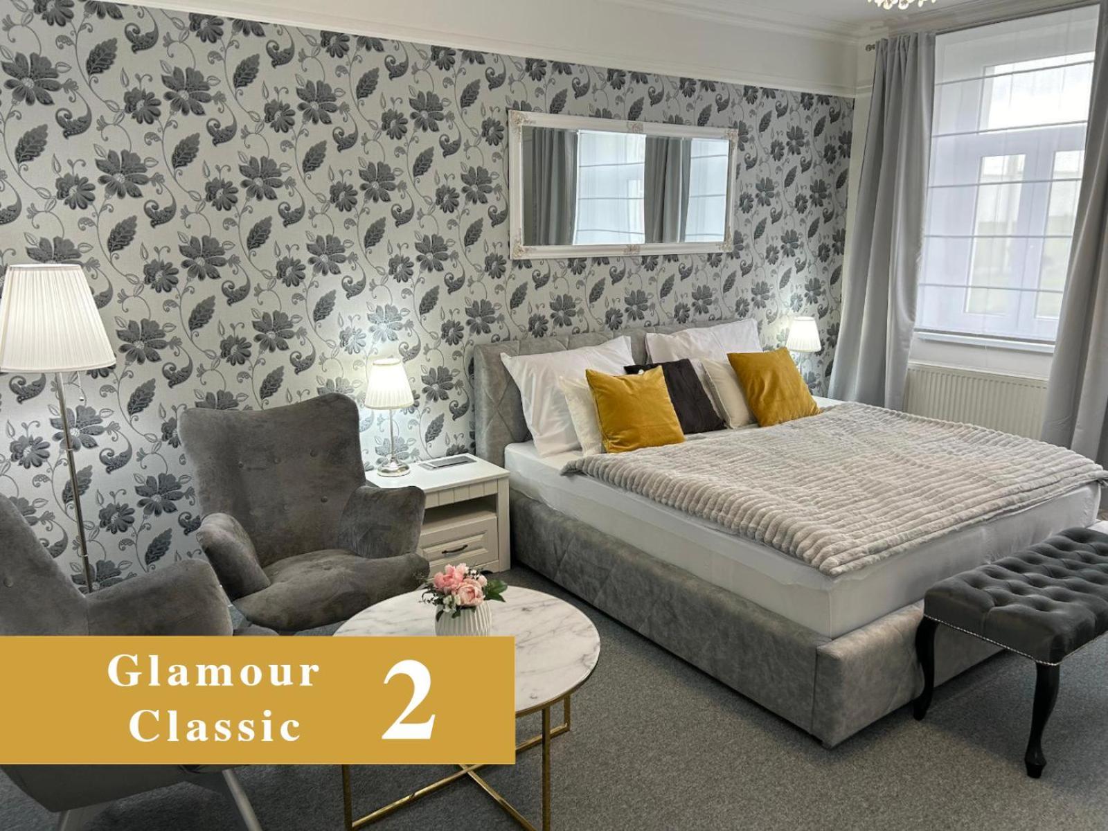 Efipa Glamour Apartments Plzeň Extérieur photo