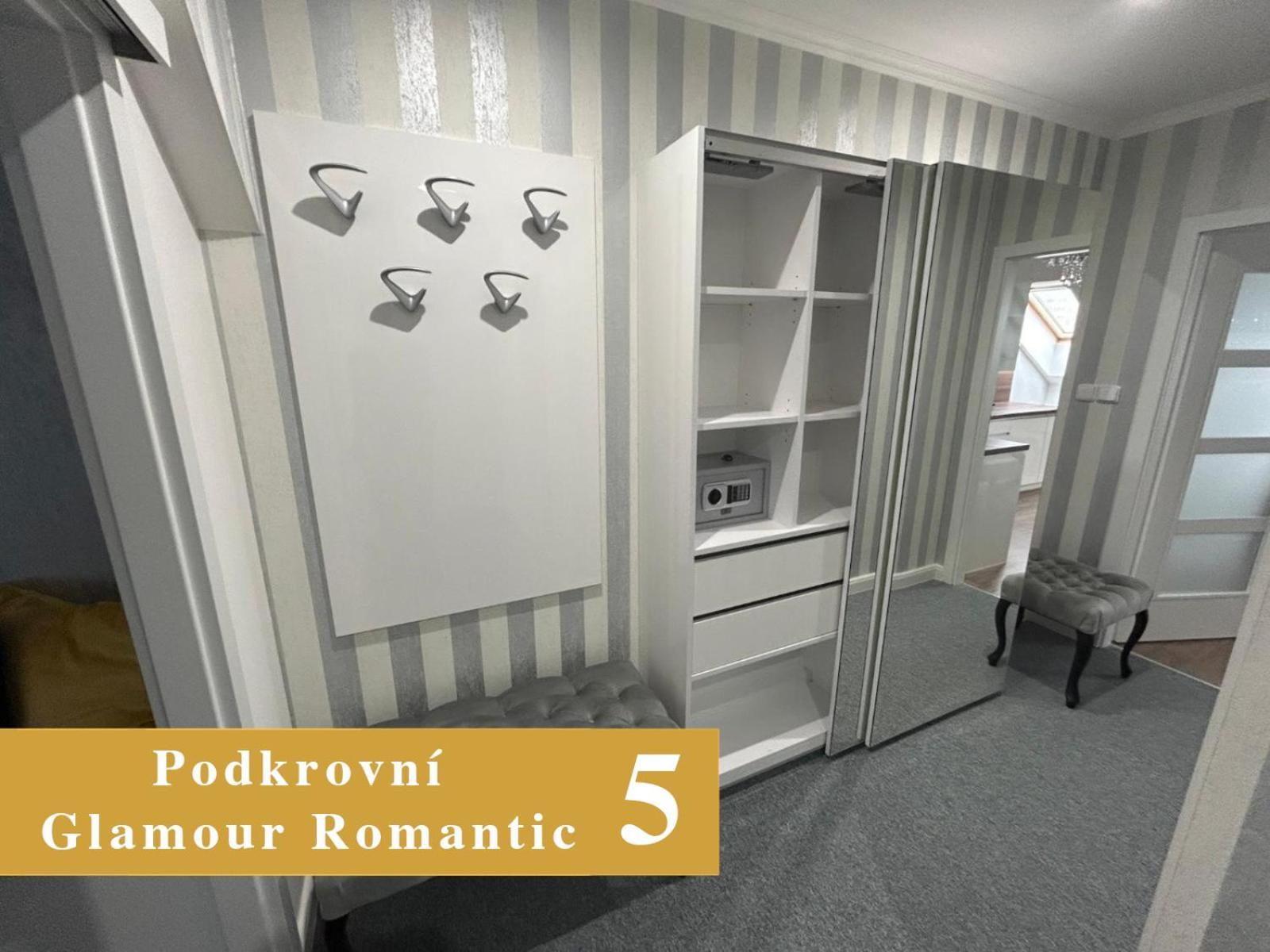 Efipa Glamour Apartments Plzeň Extérieur photo